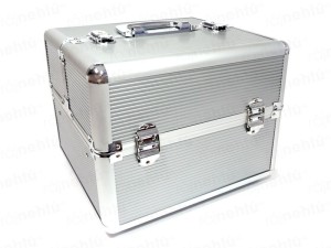 Kosmetický kufřík hliníkový - stříbrný